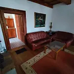 Paracelsus House