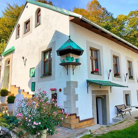 Сasa de vacaciones Paracelsus House *