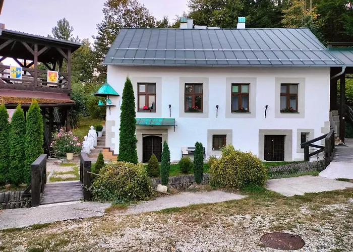 Paracelsus House بانْشكا بيشتريتْسا